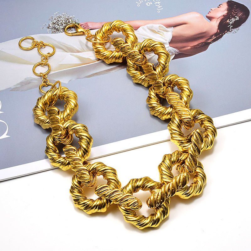 Fashion Gold Twist Necklace Women's Accessories