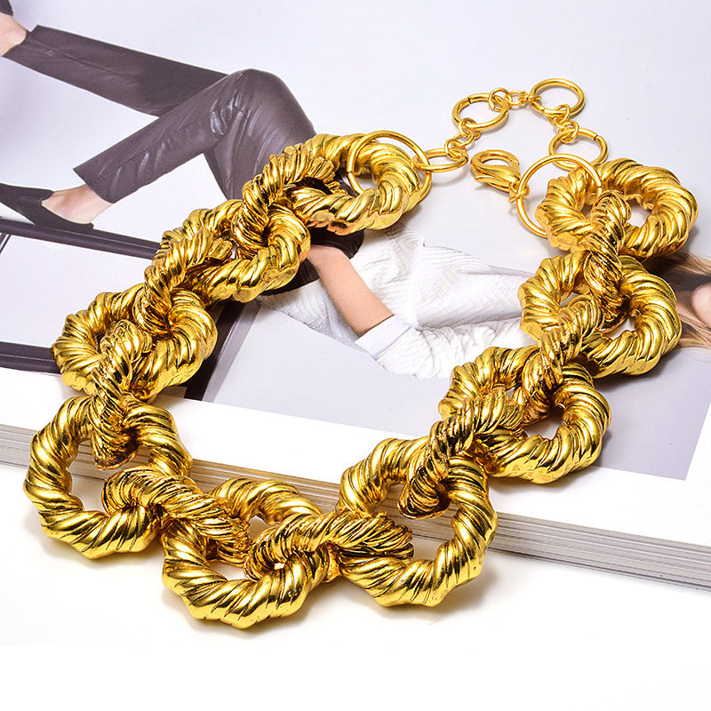 Fashion Gold Twist Necklace Women's Accessories