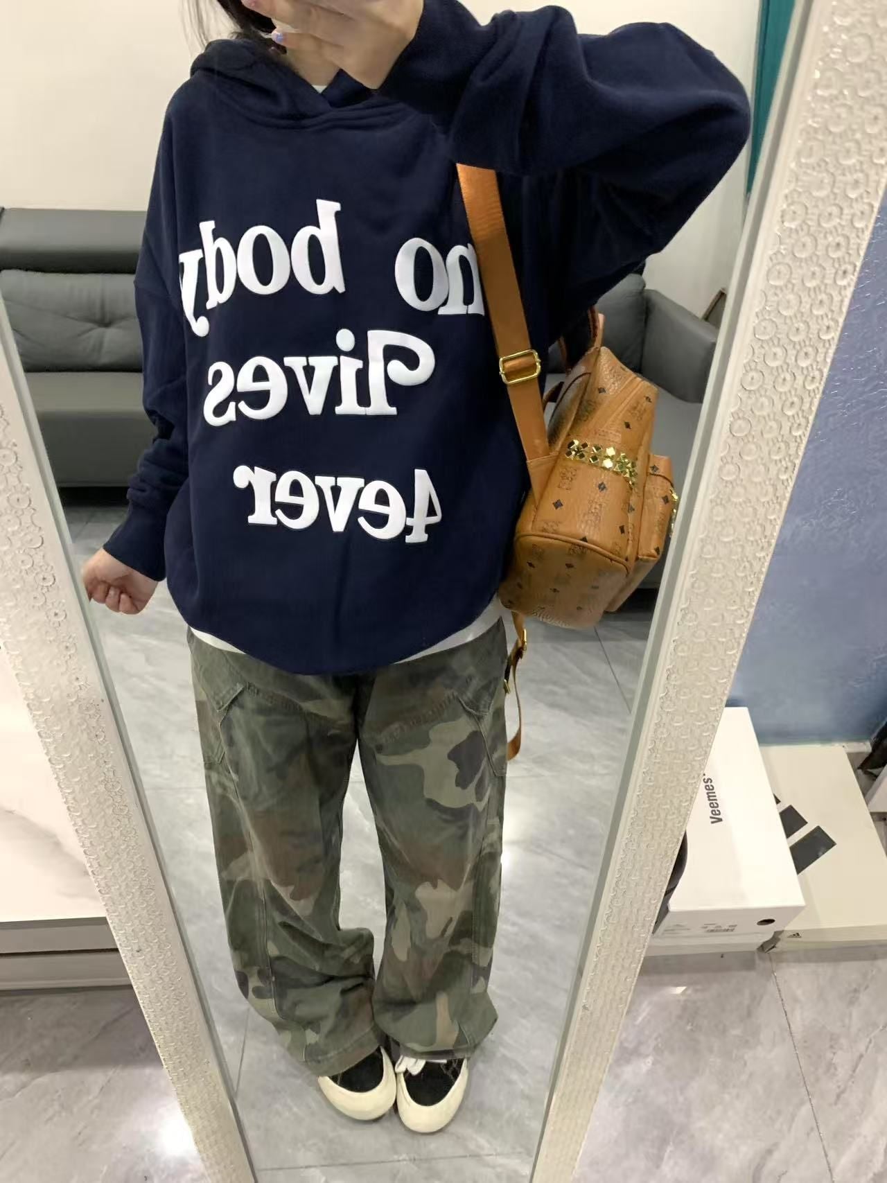 Style Retro Letter Print Hoodie for Women, Streetwear Loose Fit Couple Top